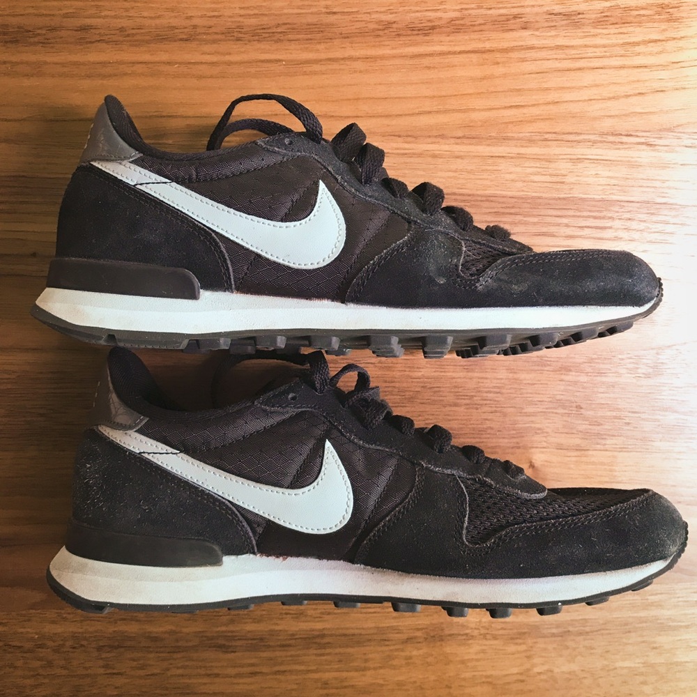 Nike Internationalist